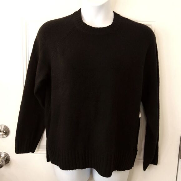 Time and Tru black long sleeve crew neck pullover sweater - Picture 1 of 11
